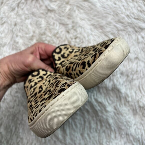 Rothys Leopard Print Slip-On Sneakers‎ Rounded Toe US 7.5 - Picture 5 of 9